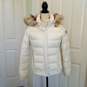 American Eagle Puffer Jacket with hood